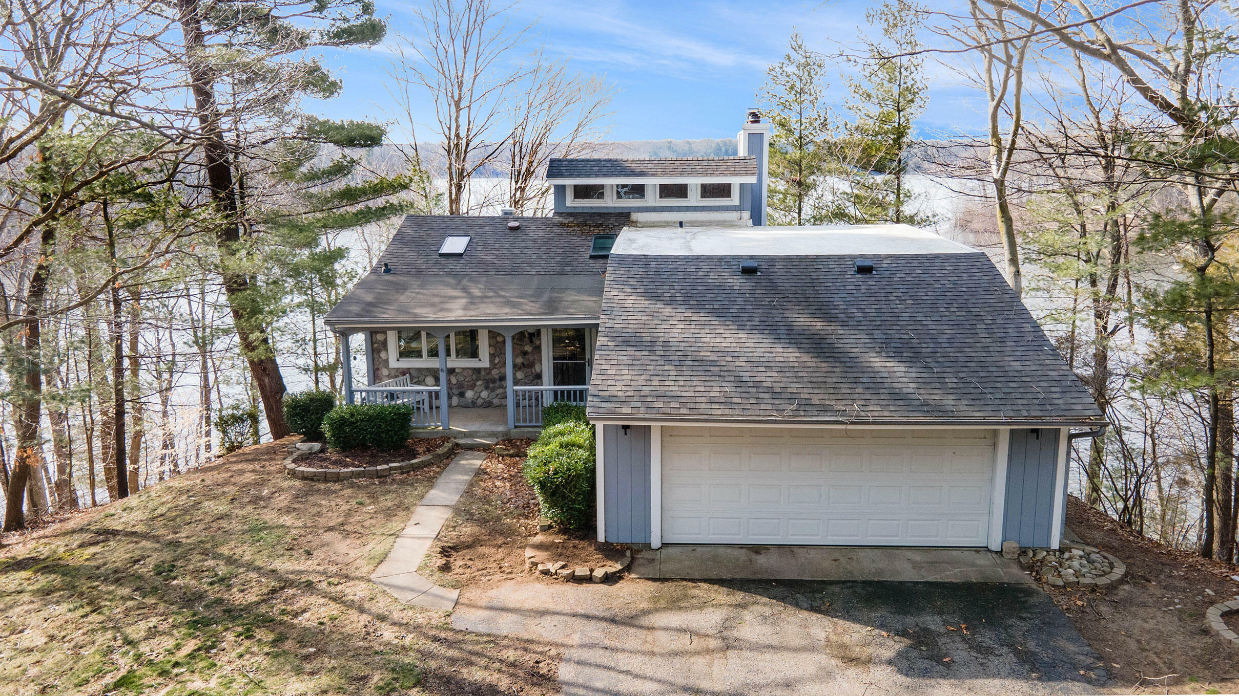 Property Photo:  3770 Damal Drive  MI 49010 