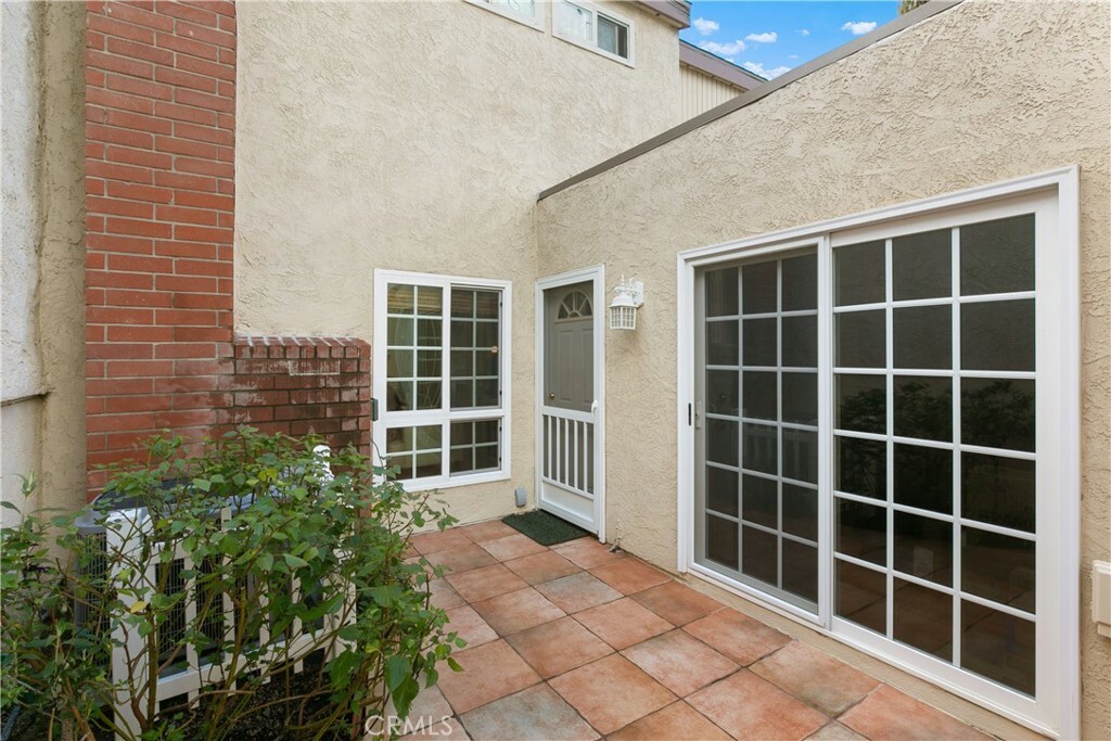Property Photo:  823 Daffodil Drive  CA 92507 