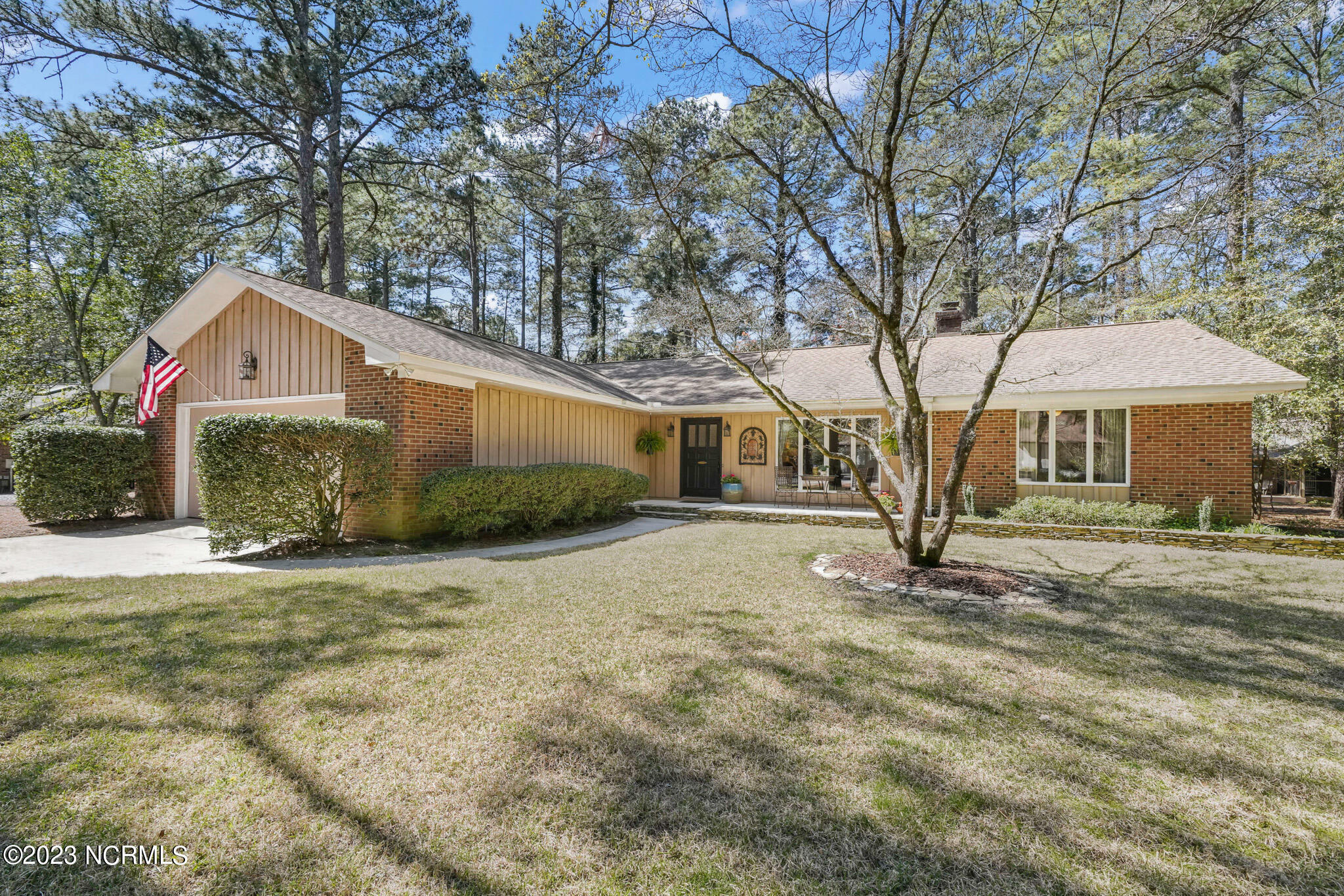 Property Photo:  180 Westchester Circle  NC 28374 