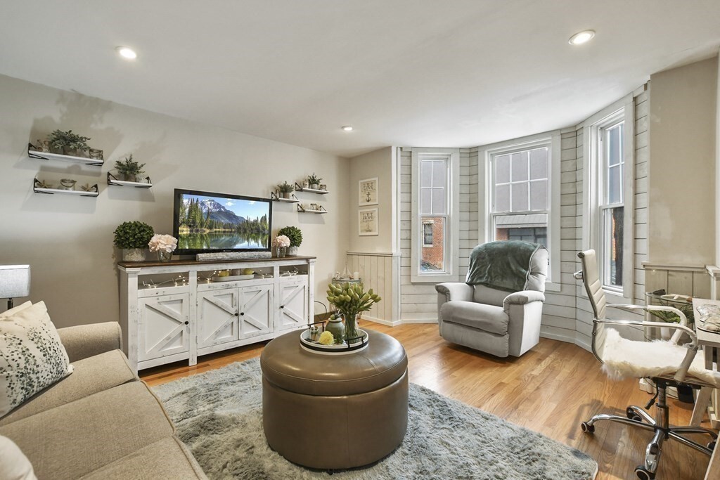 Property Photo:  909-911 E 2nd St  MA 02127 