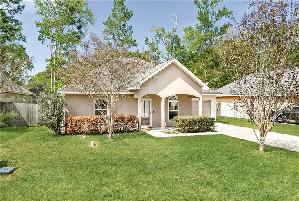 Property Photo: 74515 Zeta Avenue LA 70435