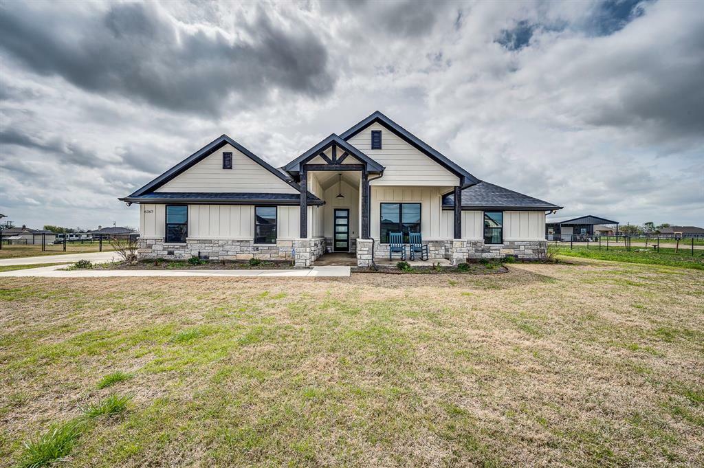 Property Photo:  6367 Rustic Edge  TX 76044 