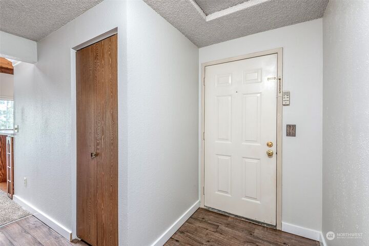 Property Photo: 7324 N Skyview Lane N302 WA 98406