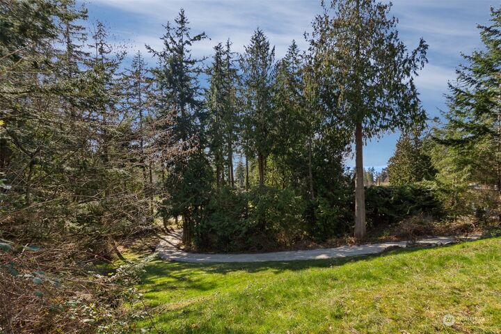 Property Photo:  770 Vista Drive  WA 98282 