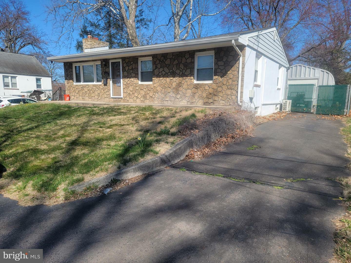 Property Photo: 244 Walnut Avenue PA 19021