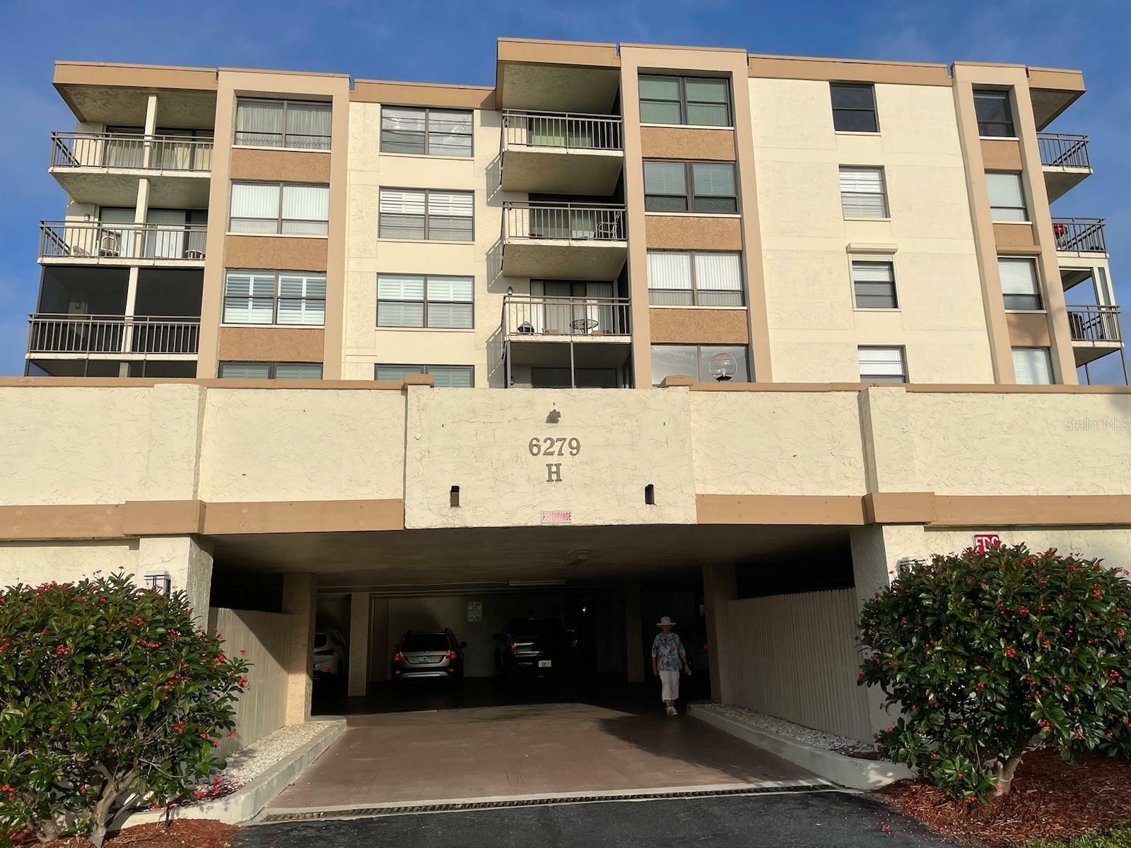 Property Photo: 6279 Sun Boulevard 505 FL 33715