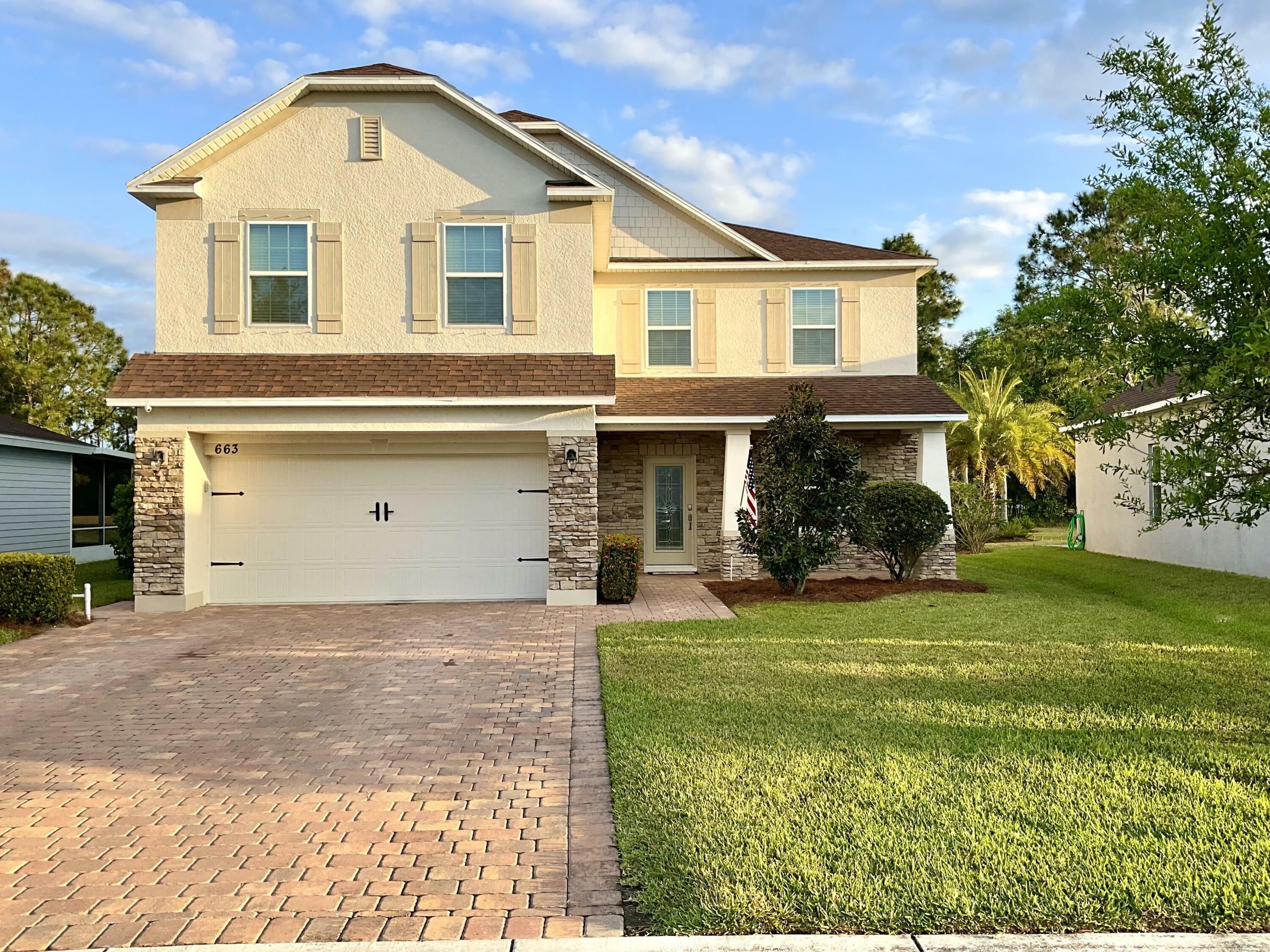 Property Photo:  663 NE Moss Rose Place  FL 34983 