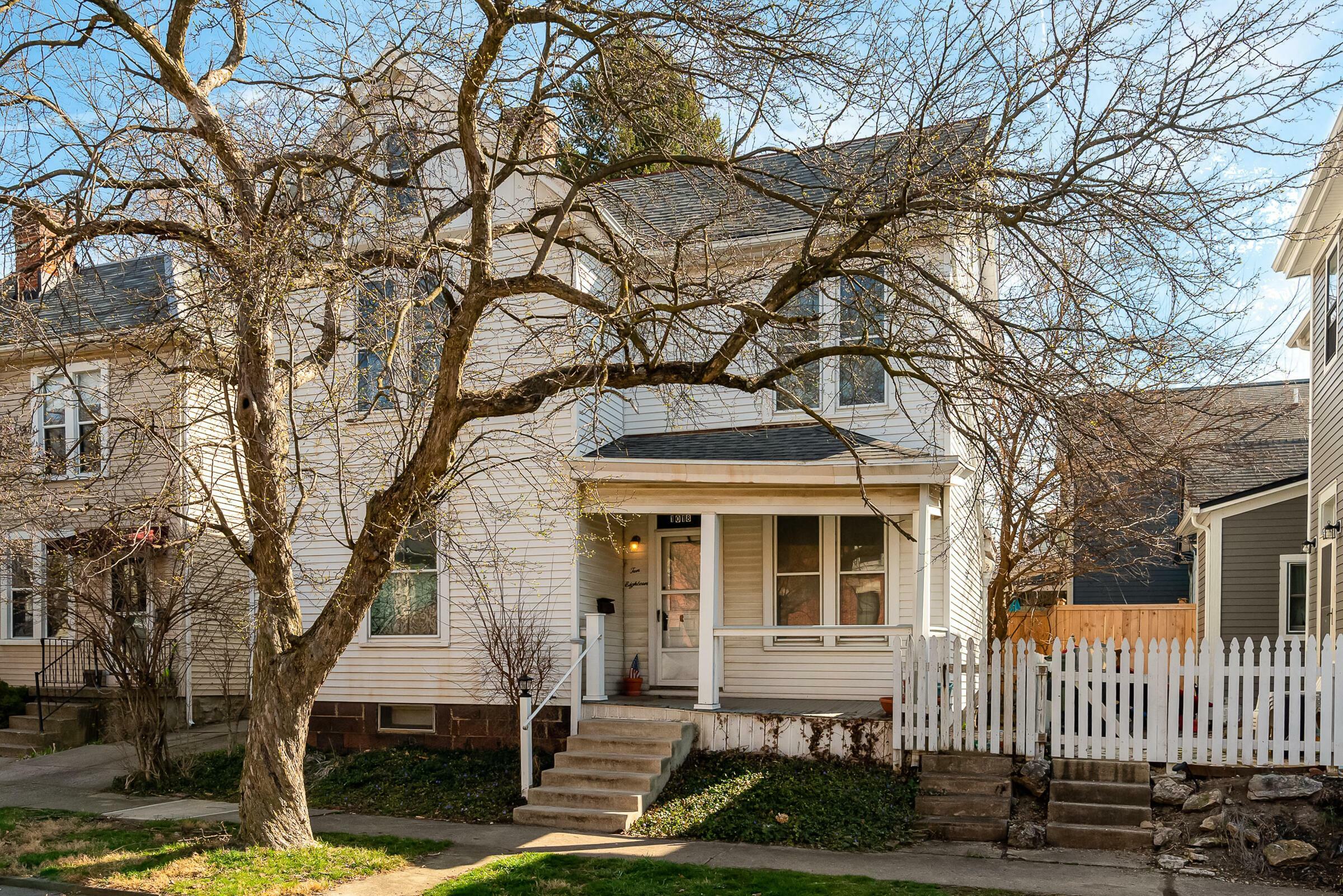 Property Photo:  1018 Highland Street  OH 43201 