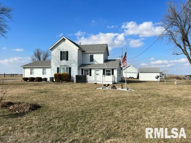 Property Photo:  1664 County Road 1950 N Road  IL 61570 