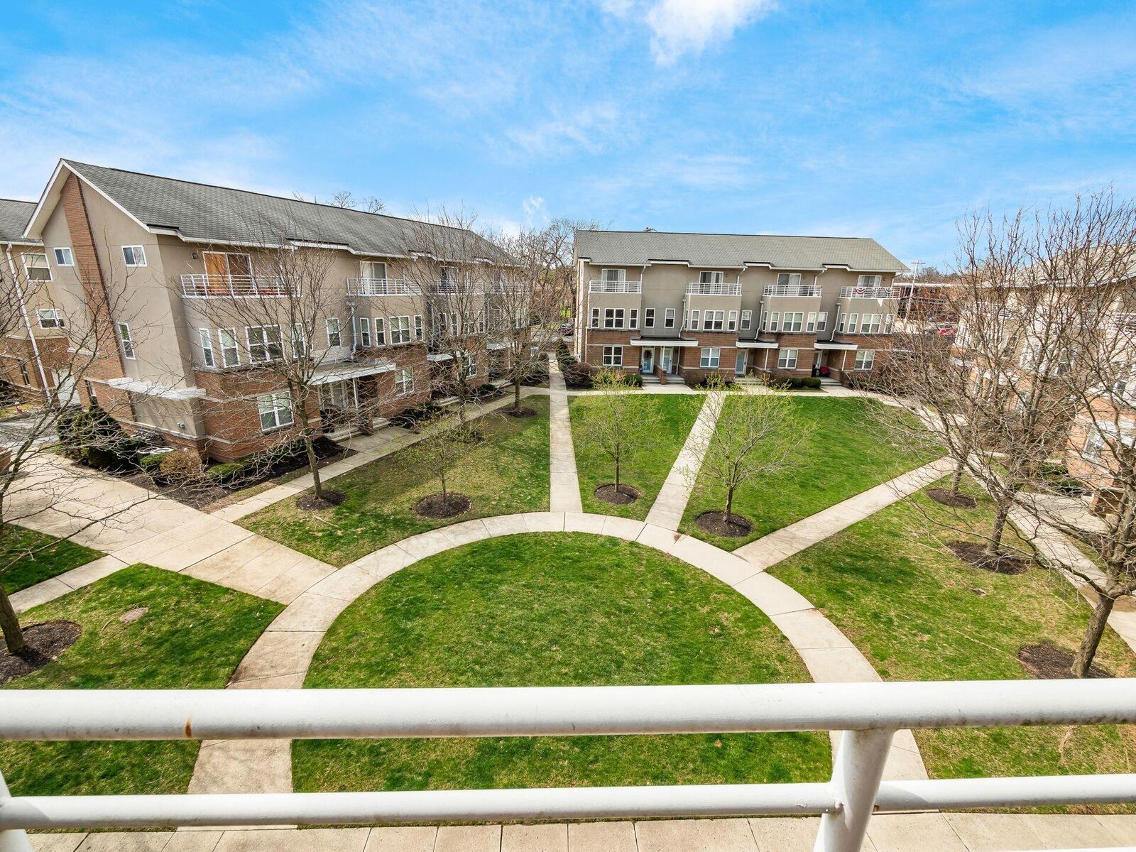 Property Photo:  1393 Upper Green Circle  OH 43212 