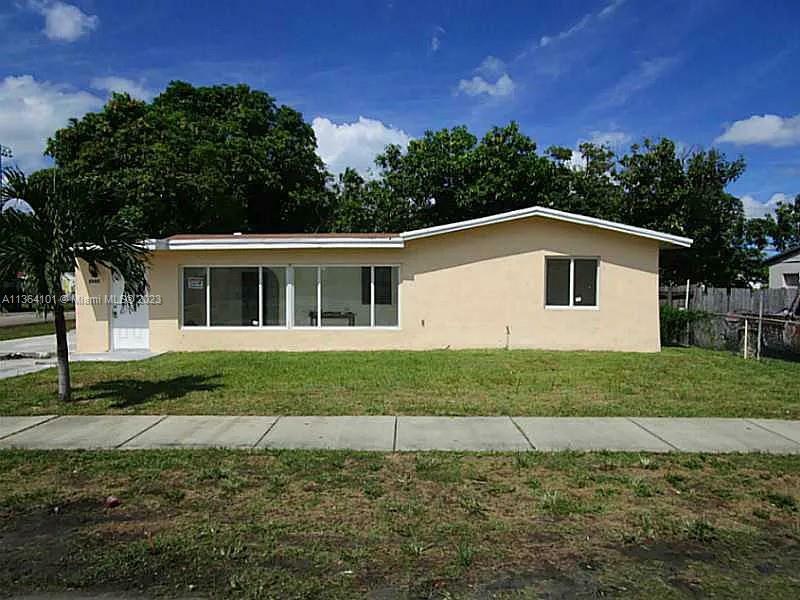 2343 NW 12th Ct  Fort Lauderdale FL 33311 photo