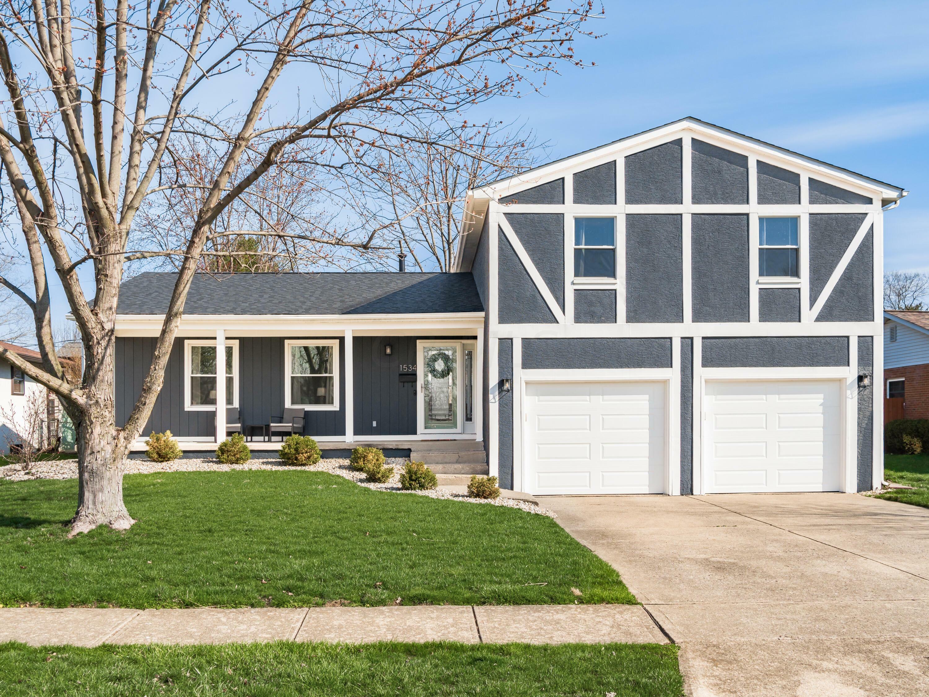 Property Photo: 1534 Austin Drive OH 43220