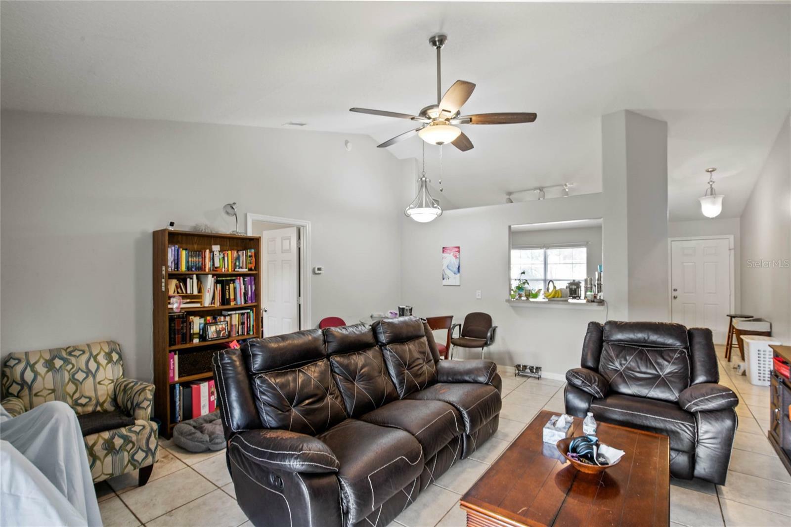 Property Photo:  3711 Meadow Green Drive  FL 32778 