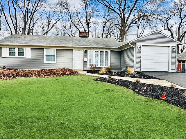Property Photo: 360 Oswego Street IL 60466