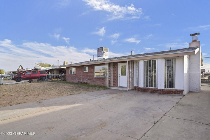 9225 Waverly Drive  El Paso TX 79924 photo