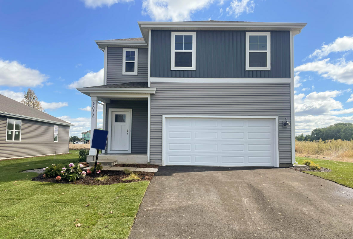 Property Photo: 2022 Winterberry Trail IL 60097