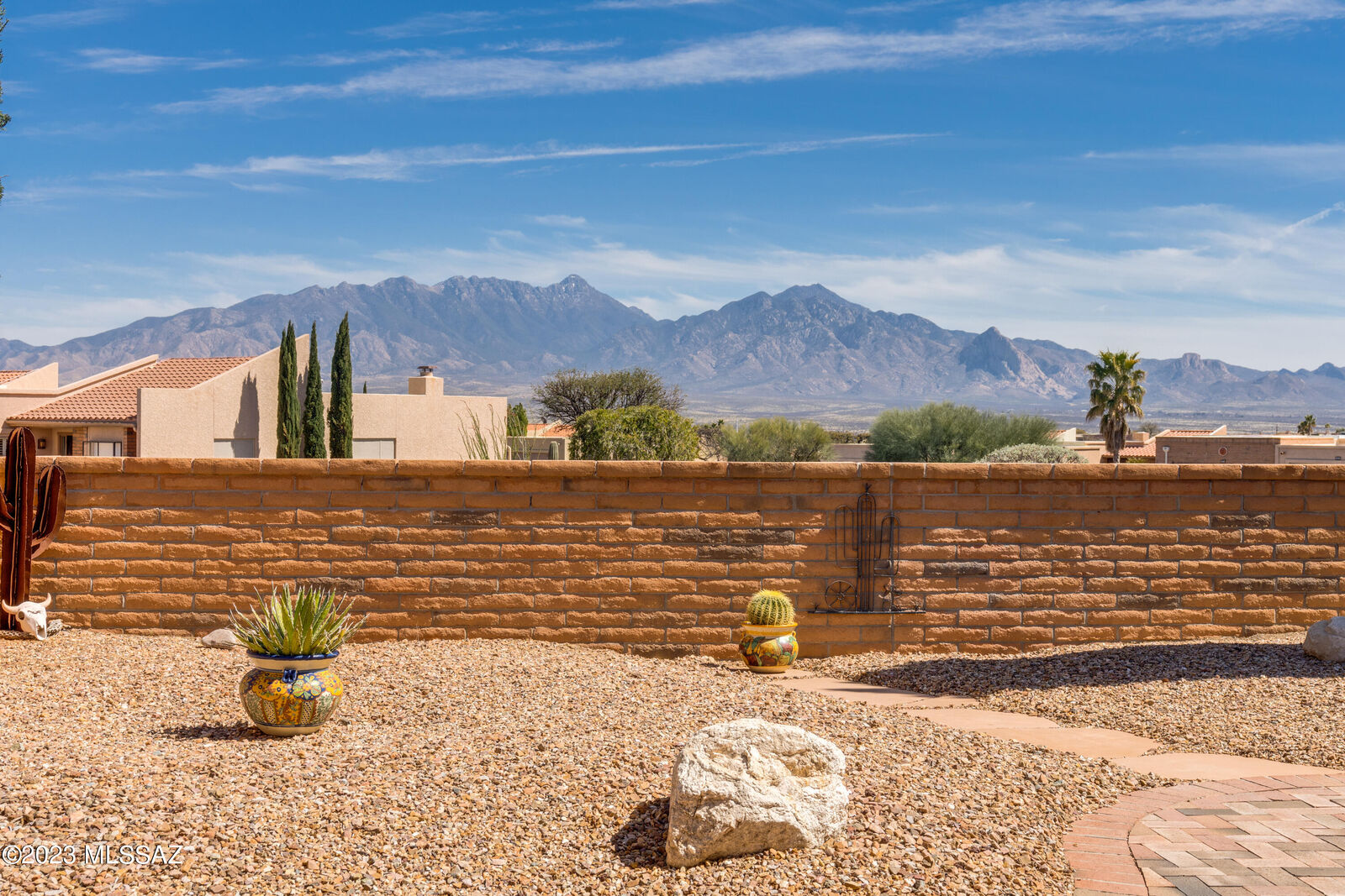 Property Photo:  1589 W Placita Travis  AZ 85622 