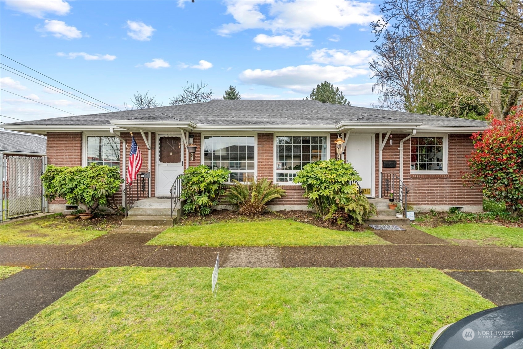 Property Photo:  1551 Fir Street  WA 98632 