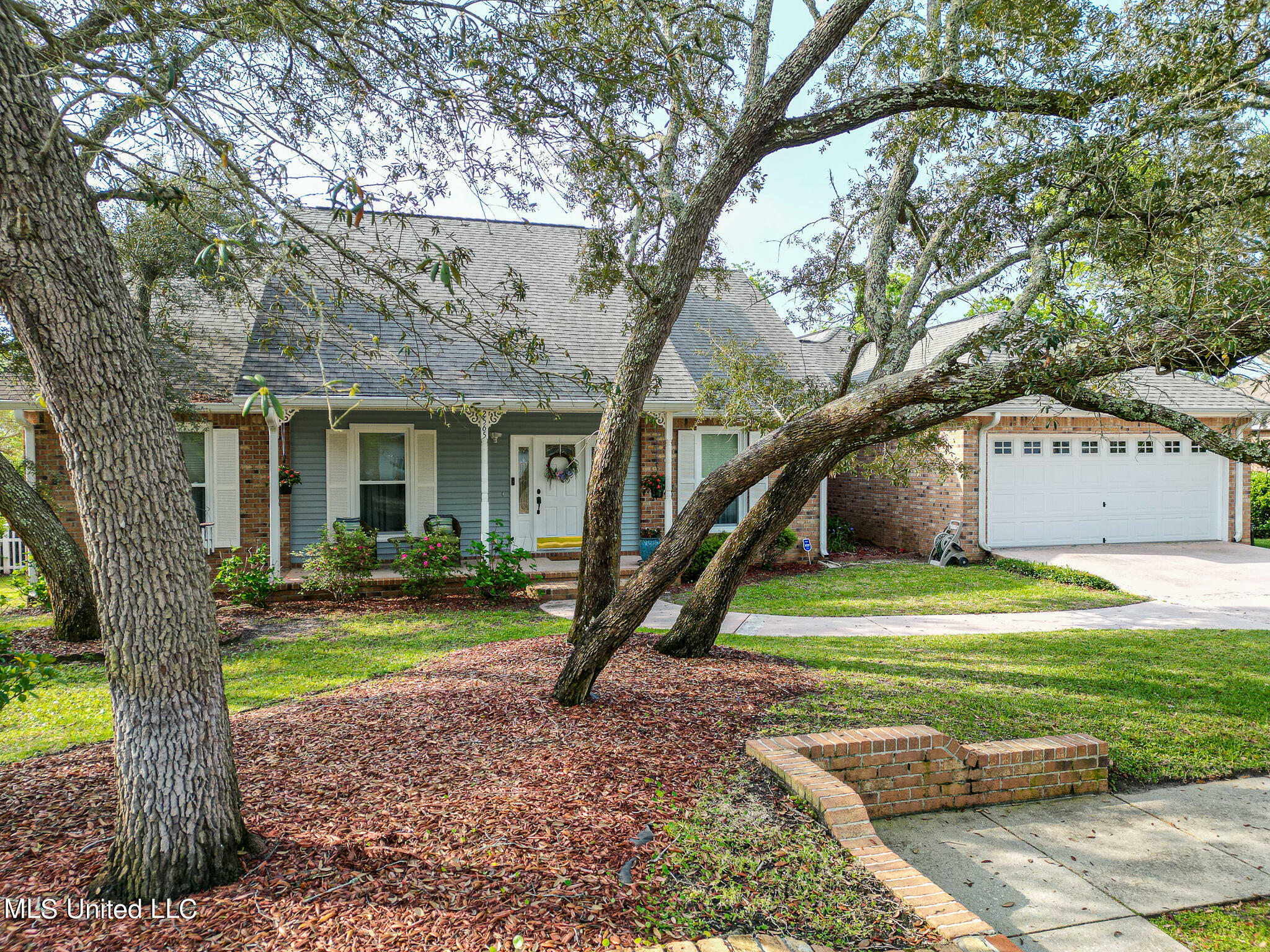 Property Photo:  2565 Spring Ridge Drive  MS 39531 