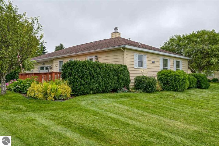 7052 Cherrywood Court  Traverse City MI 49686 photo