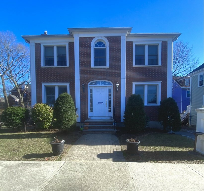 Property Photo:  42 Yale Ave 1  MA 01864 