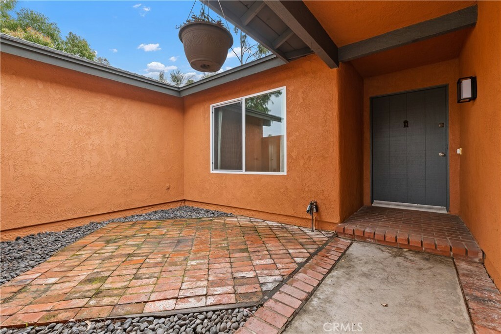 Property Photo:  24132 Amurro Drive  CA 92691 