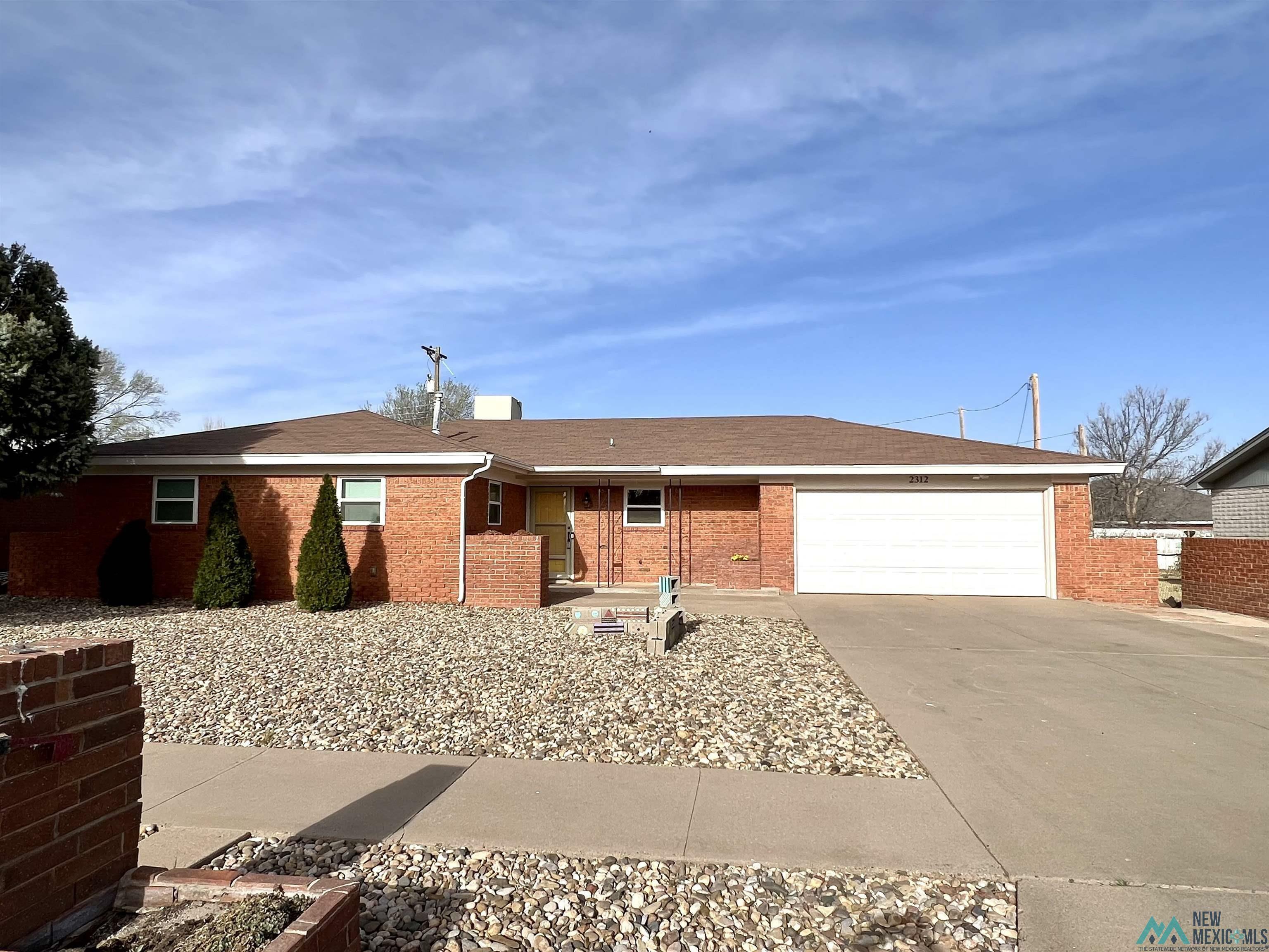 Property Photo: 2312 Moberly Drive NM 88101