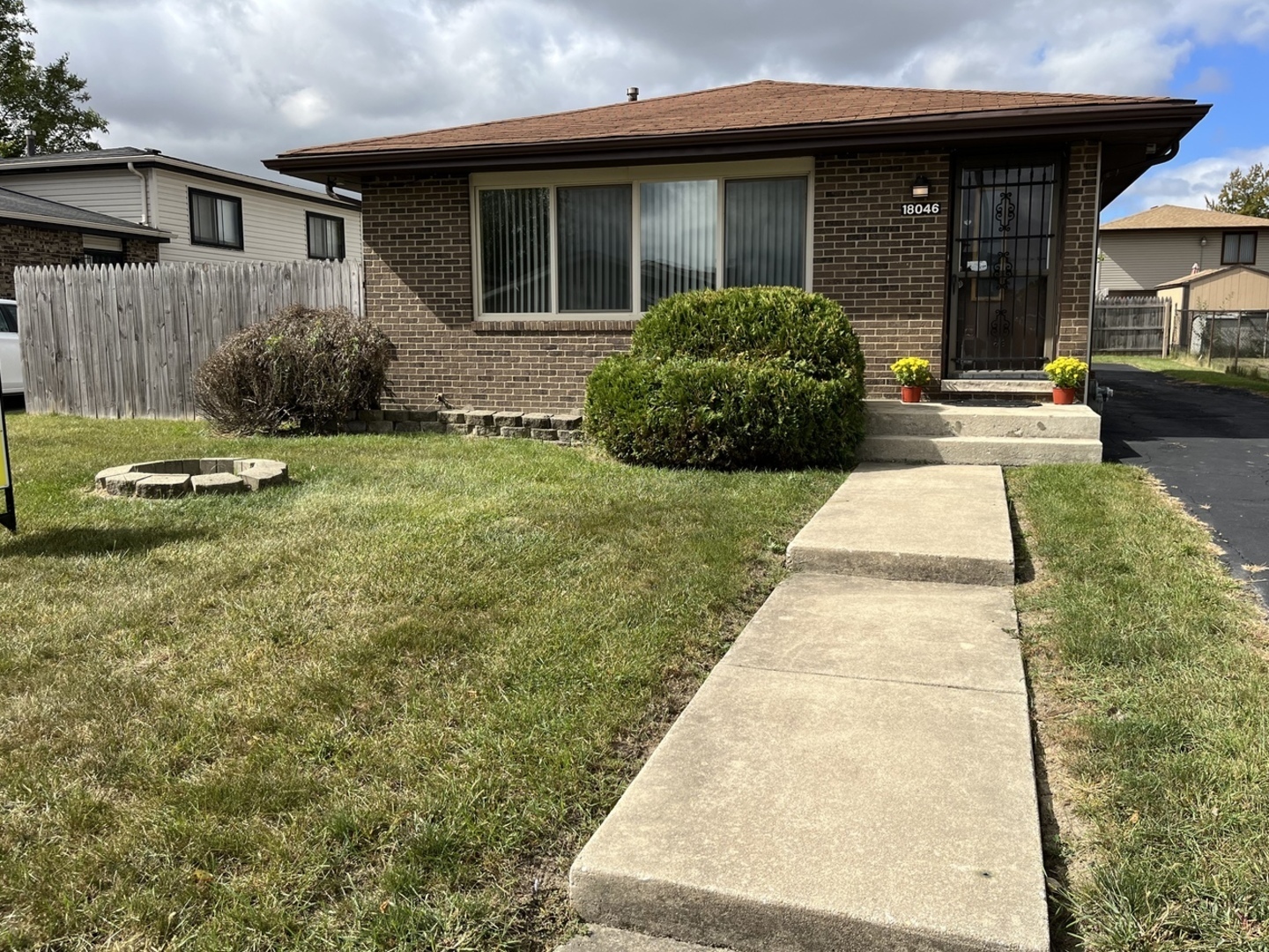 Property Photo:  18046 Juneway Court  IL 60478 