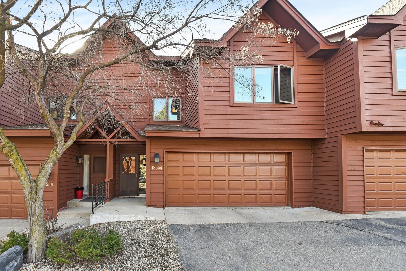 Property Photo:  12554 Parkwood Drive  MN 55337 