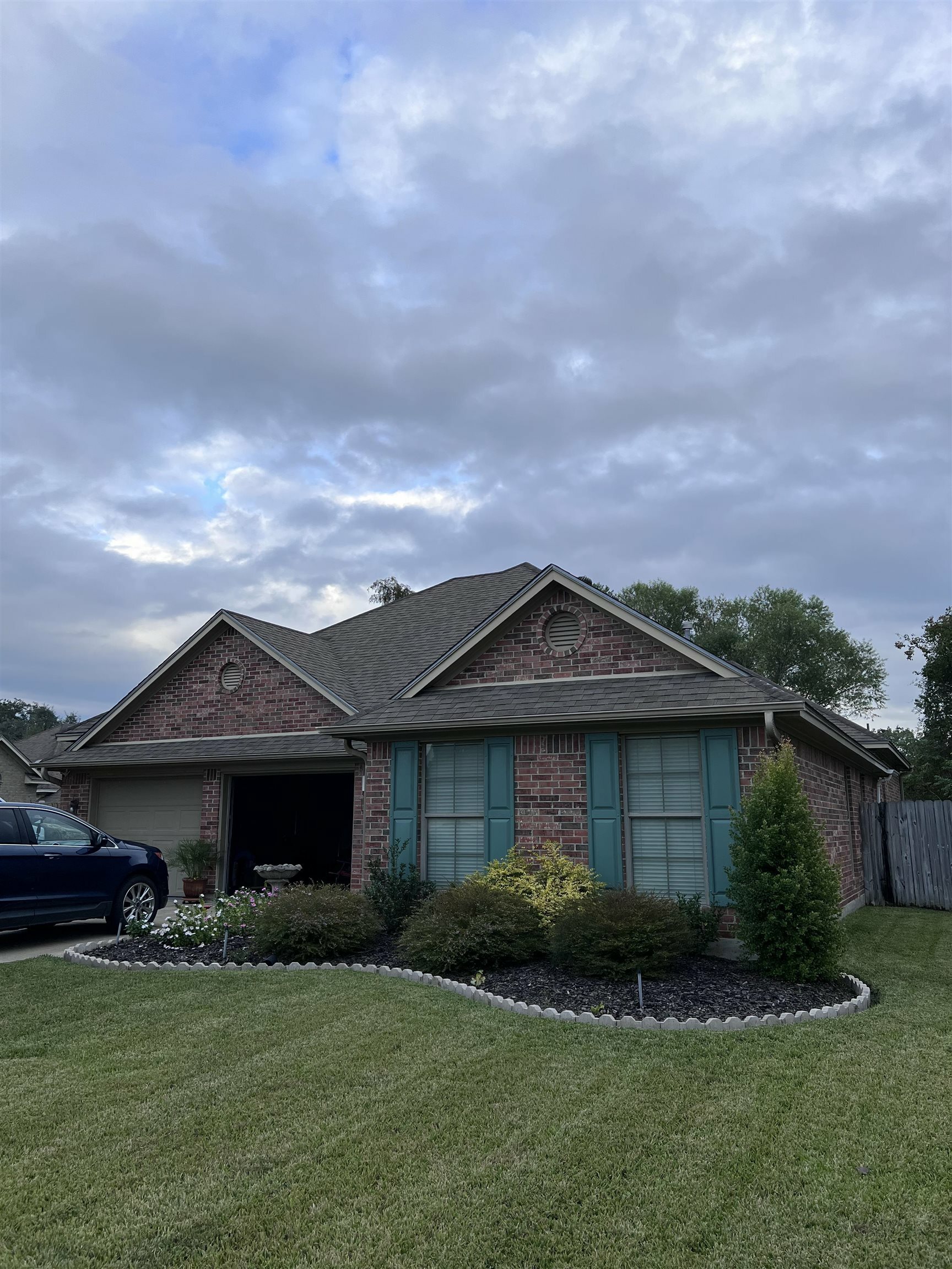 Property Photo:  450 S Oaks  TX 77706 
