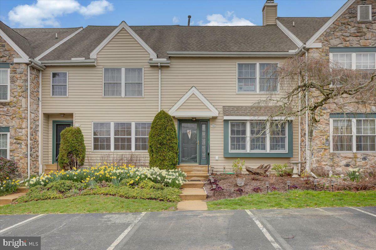 Property Photo:  100 Dover Court  PA 19543 