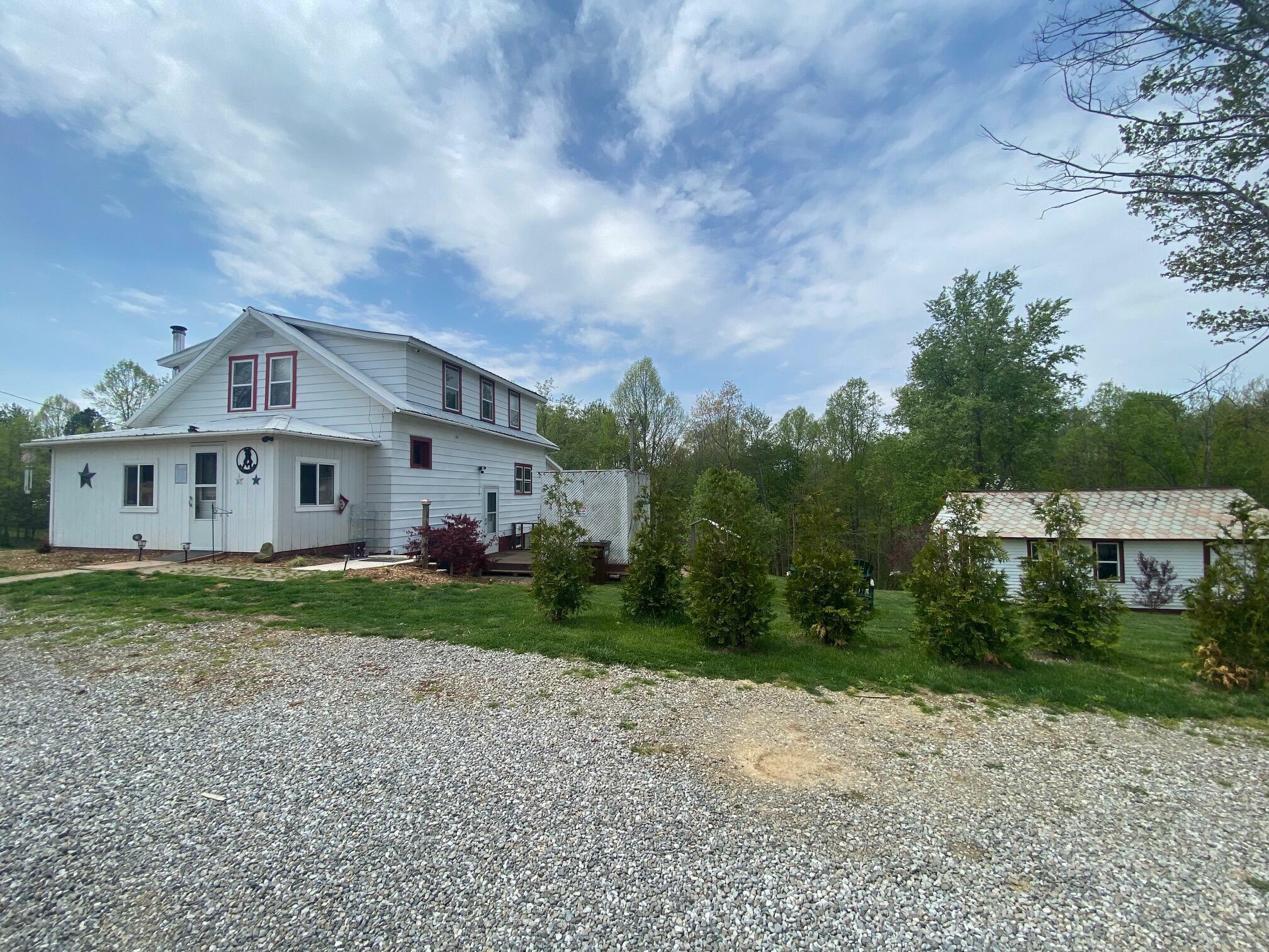 Property Photo:  20731 State Route 664  OH 43152 