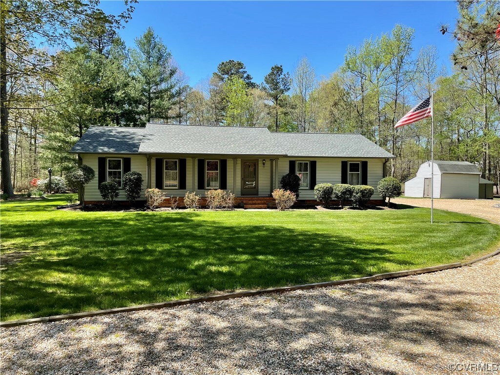 Property Photo:  8645 New Ashcake Road  VA 23116 