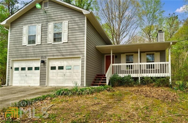 Property Photo: 2070 Uniwattee Trail GA 30019