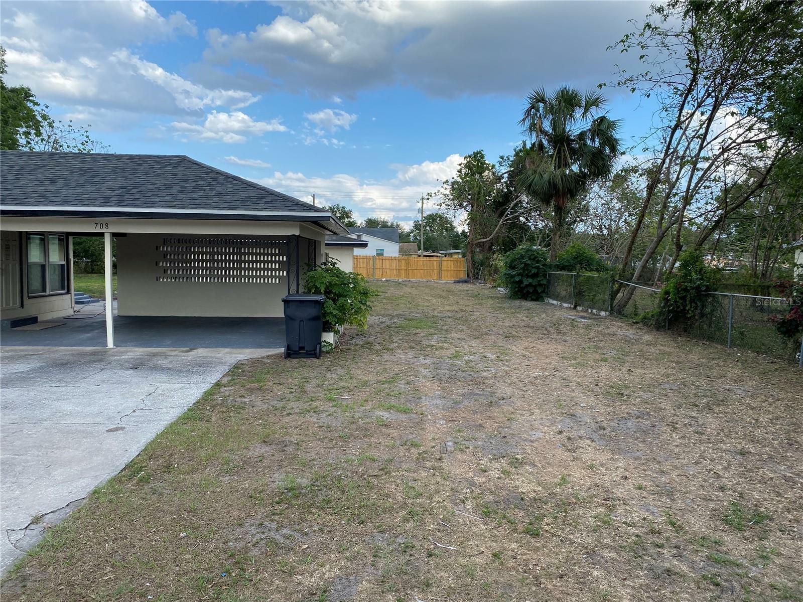 Property Photo:  708 29th Street NW  FL 33881 