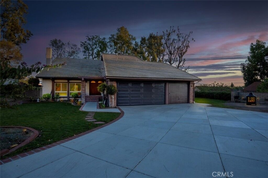 Property Photo:  15405 Grovehill Lane  CA 90638 