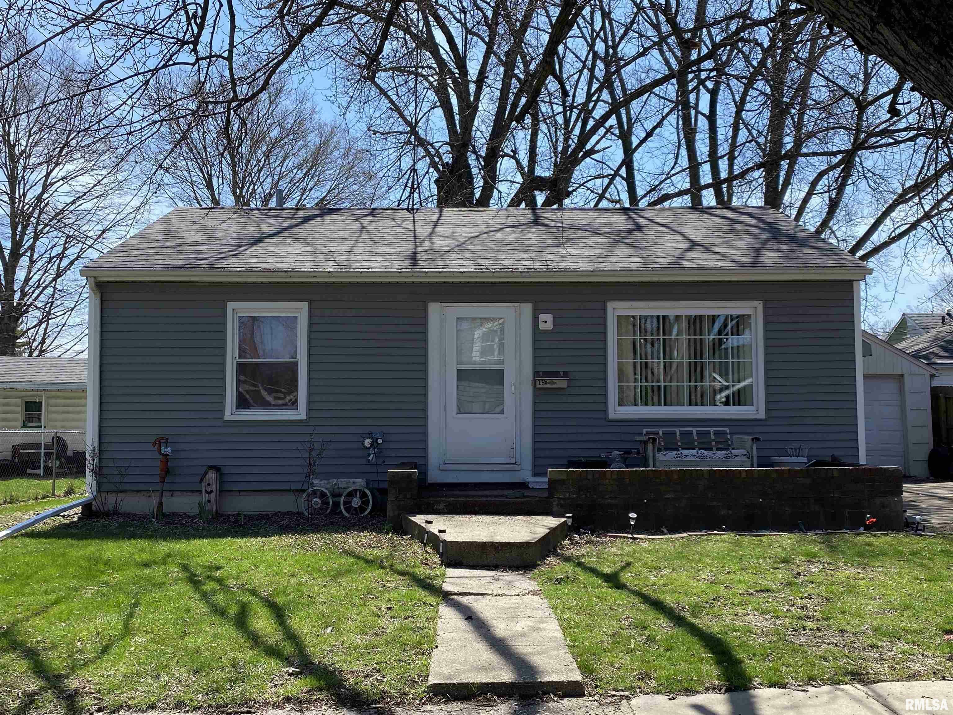 Property Photo:  256 Haffner Boulevard  IL 61520 