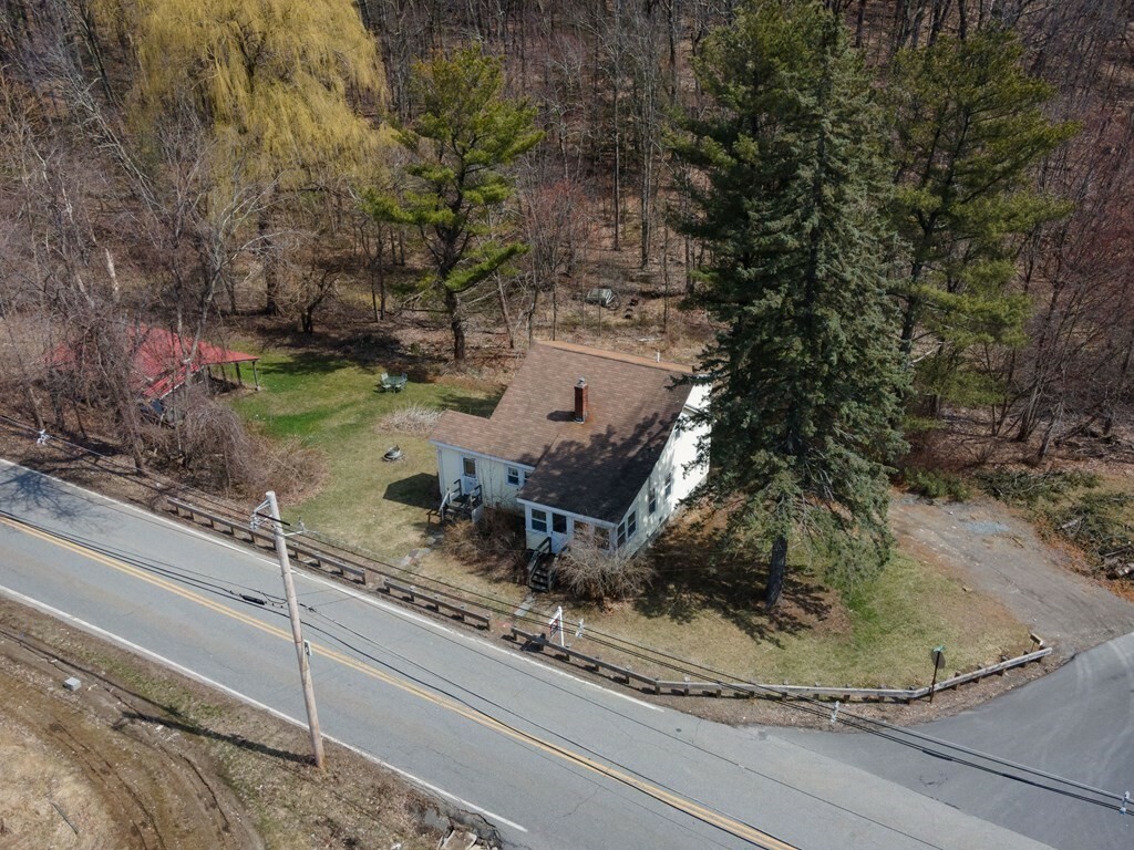 Property Photo:  841 Lancaster  MA 01462 