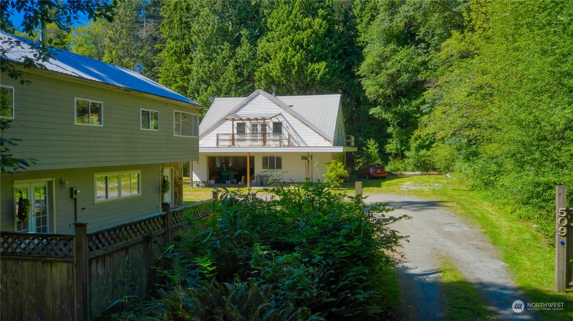 Property Photo: 509 Island View Lane WA 98281