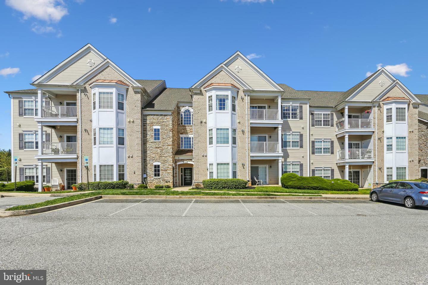 Property Photo: 400 Aggies Circle M 12 MD 21014