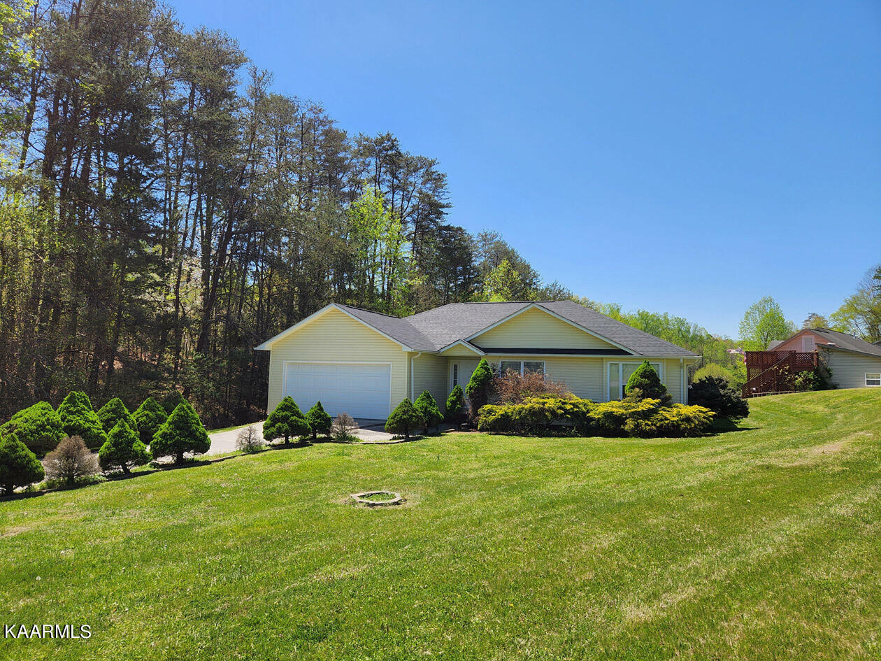 Property Photo: 1455 Deer Meadows Rd TN 37862