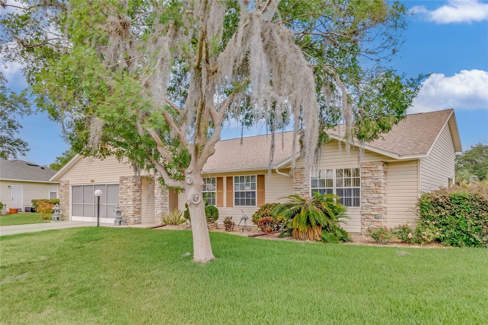 Property Photo:  26327 Newcombe Circle  FL 34748 