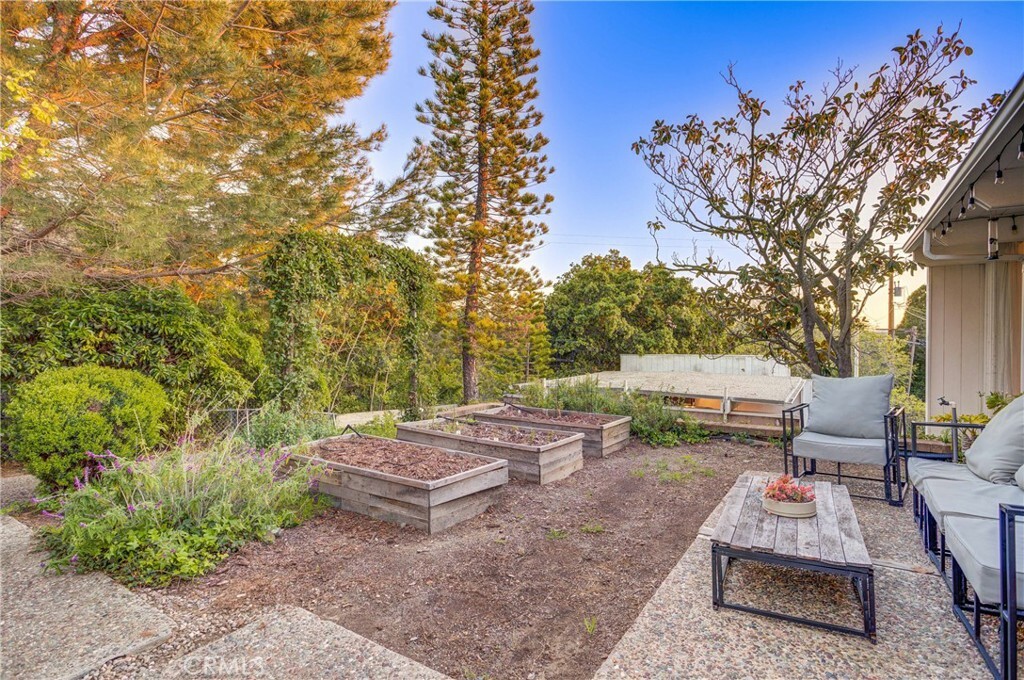 Property Photo:  1798 Alrita Street  CA 93401 