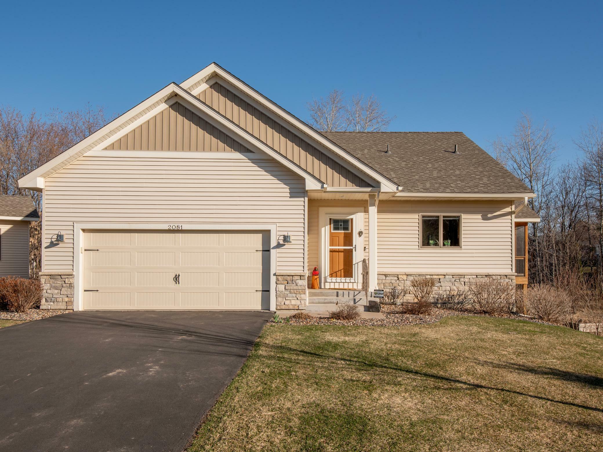 Property Photo:  2081 Cardinal Glen  MN 55109 