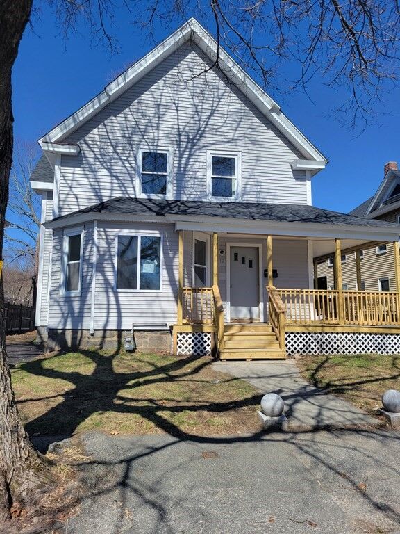 Property Photo:  12 Maple Tree Ln  MA 01602 