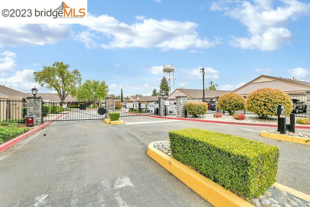 Property Photo: 822 Villa Ter CA 94513
