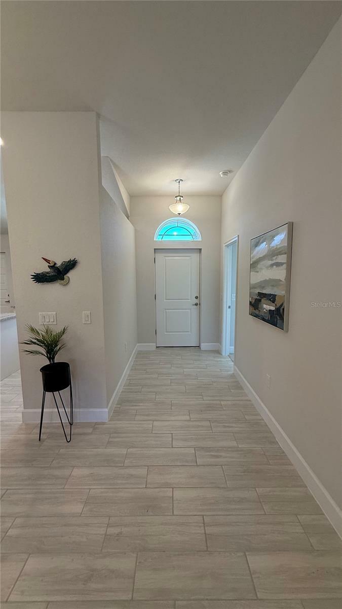 Property Photo: 1590 Royal Road FL 34293