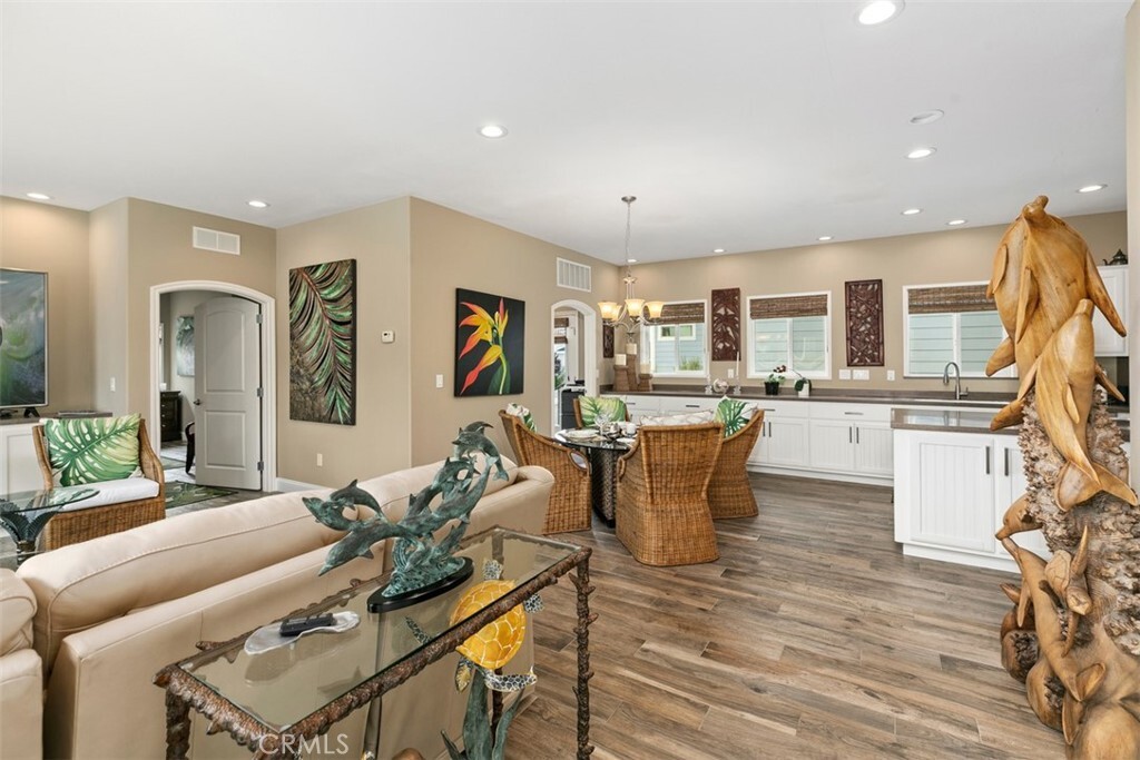 Property Photo:  212 Mira Adelante  CA 92673 