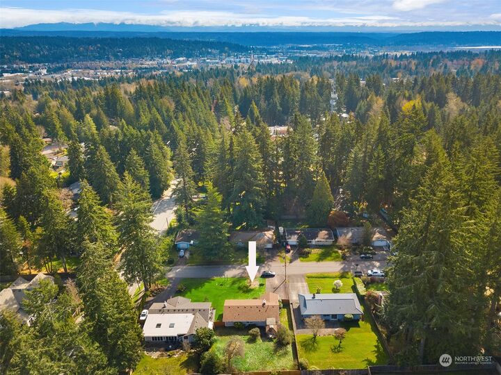 7845 135th Avenue NE  Redmond WA 98052 photo