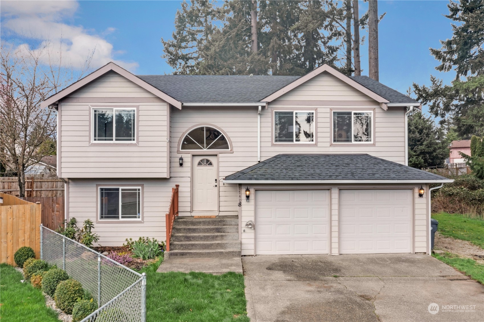 Property Photo:  17408 17th Avenue E  WA 98387 